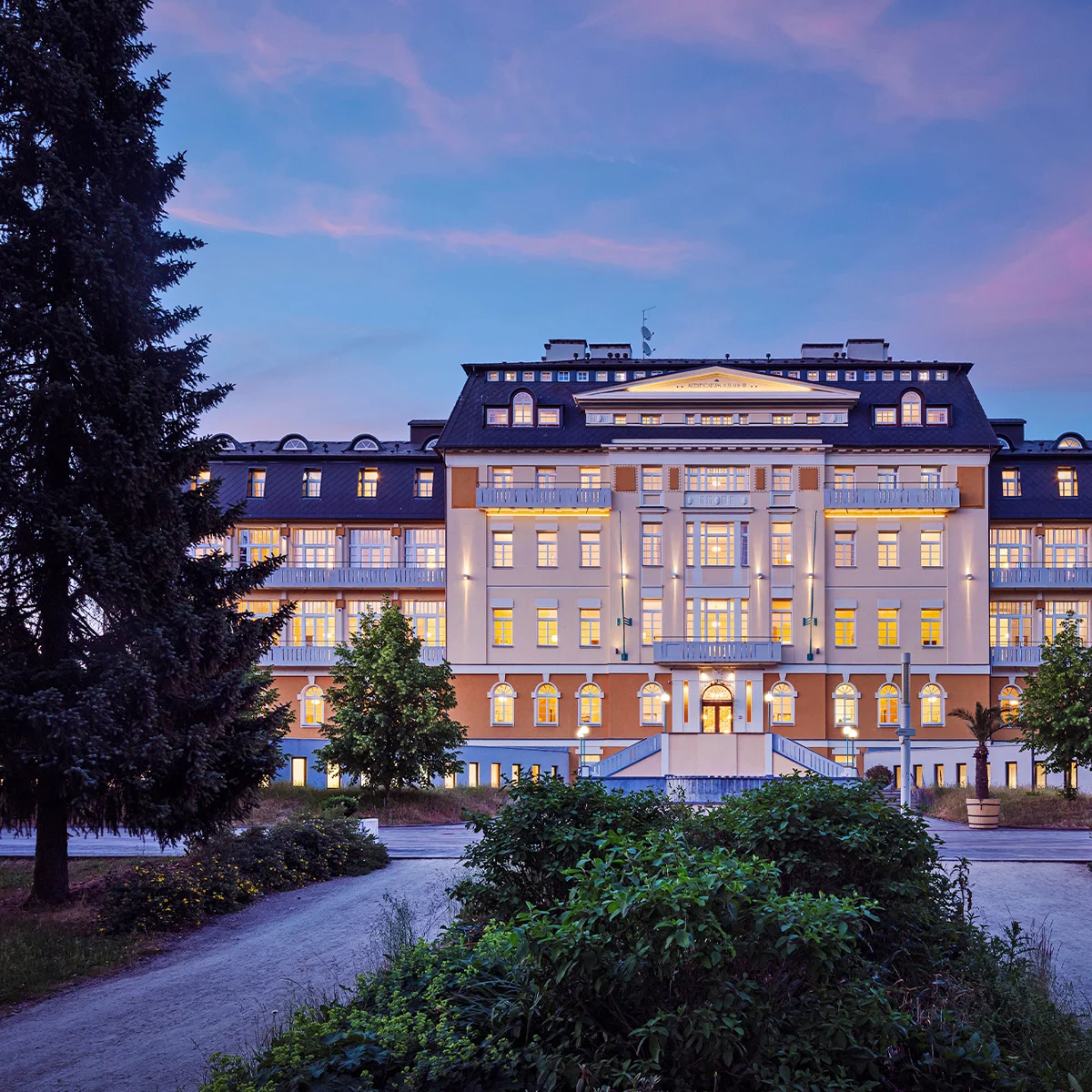 Františkovy Lázně s jídlem, wellness i procedurami - Obrázek 2