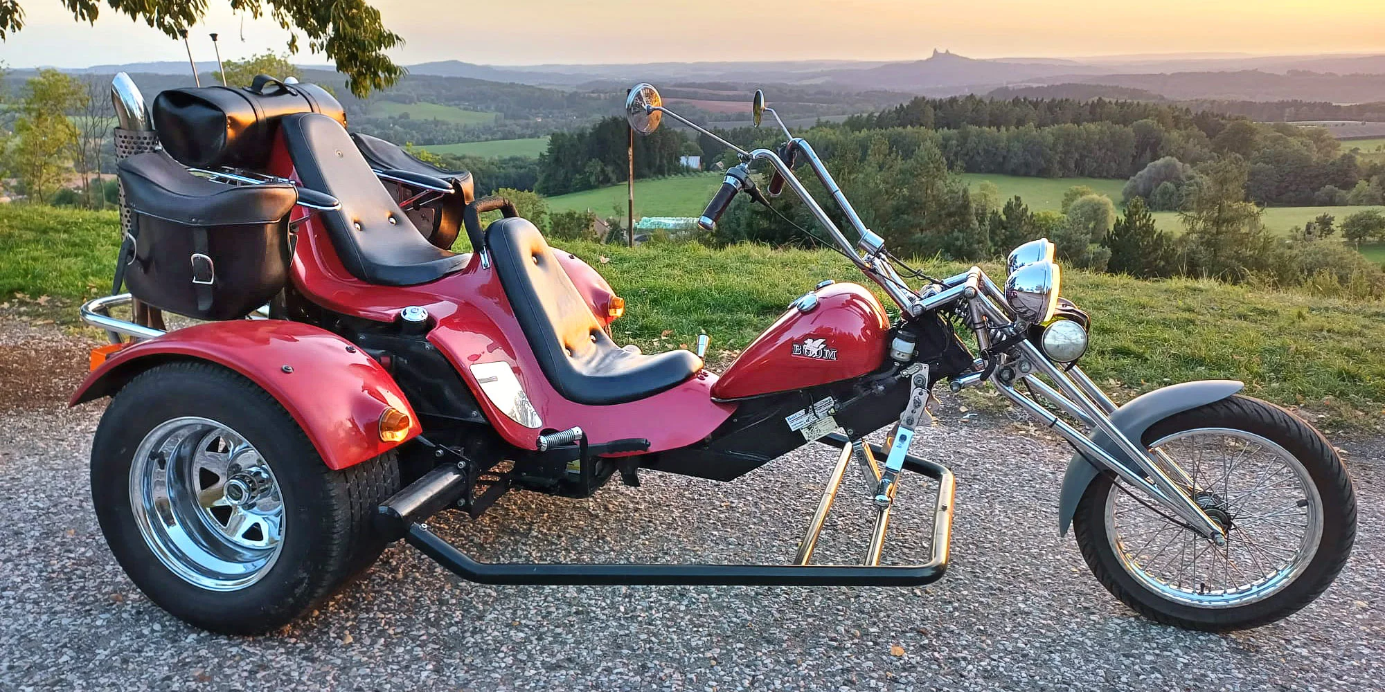 Zapůjčení motorové tříkolky na 1 nebo 3 dny