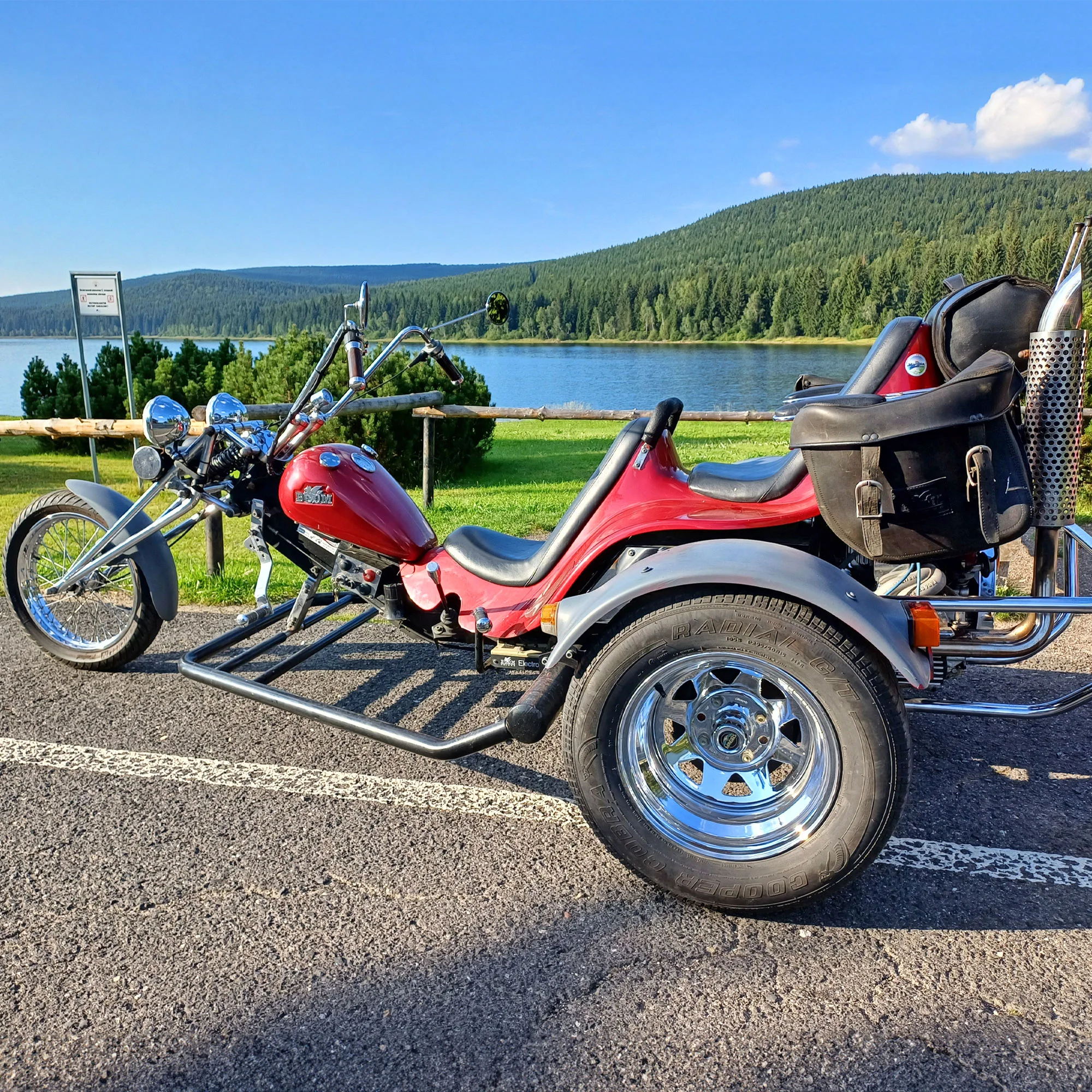 Zapůjčení motorové tříkolky na 1 nebo 3 dny - Obrázek 2
