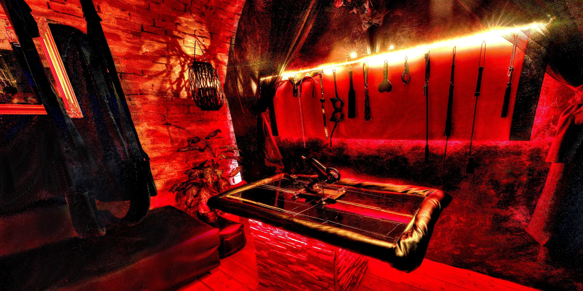 Romantika ve wellness: infrasauna, vířivka i sekt pro 2 - Obrázek 10