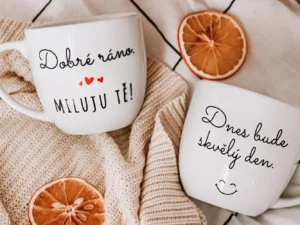 Hrnky o objemu 330 ml z kvalitního českého porcelánu