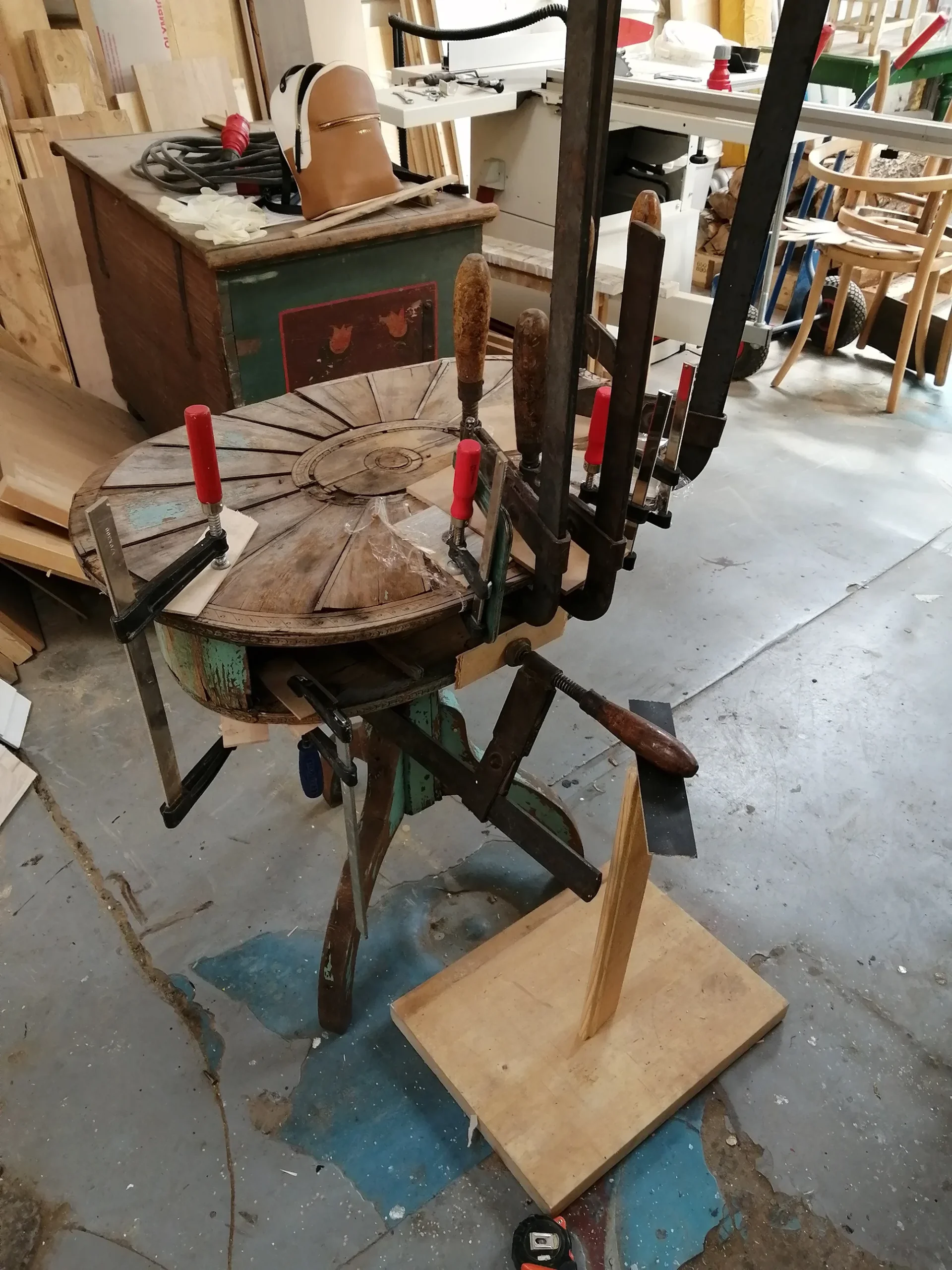 Celodenní kurz renovace nábytku pro 1 i 2 osoby - Obrázek 6