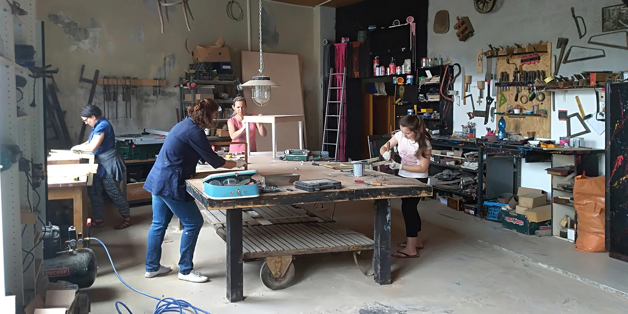 Celodenní kurz renovace nábytku pro 1 i 2 osoby - Obrázek 4