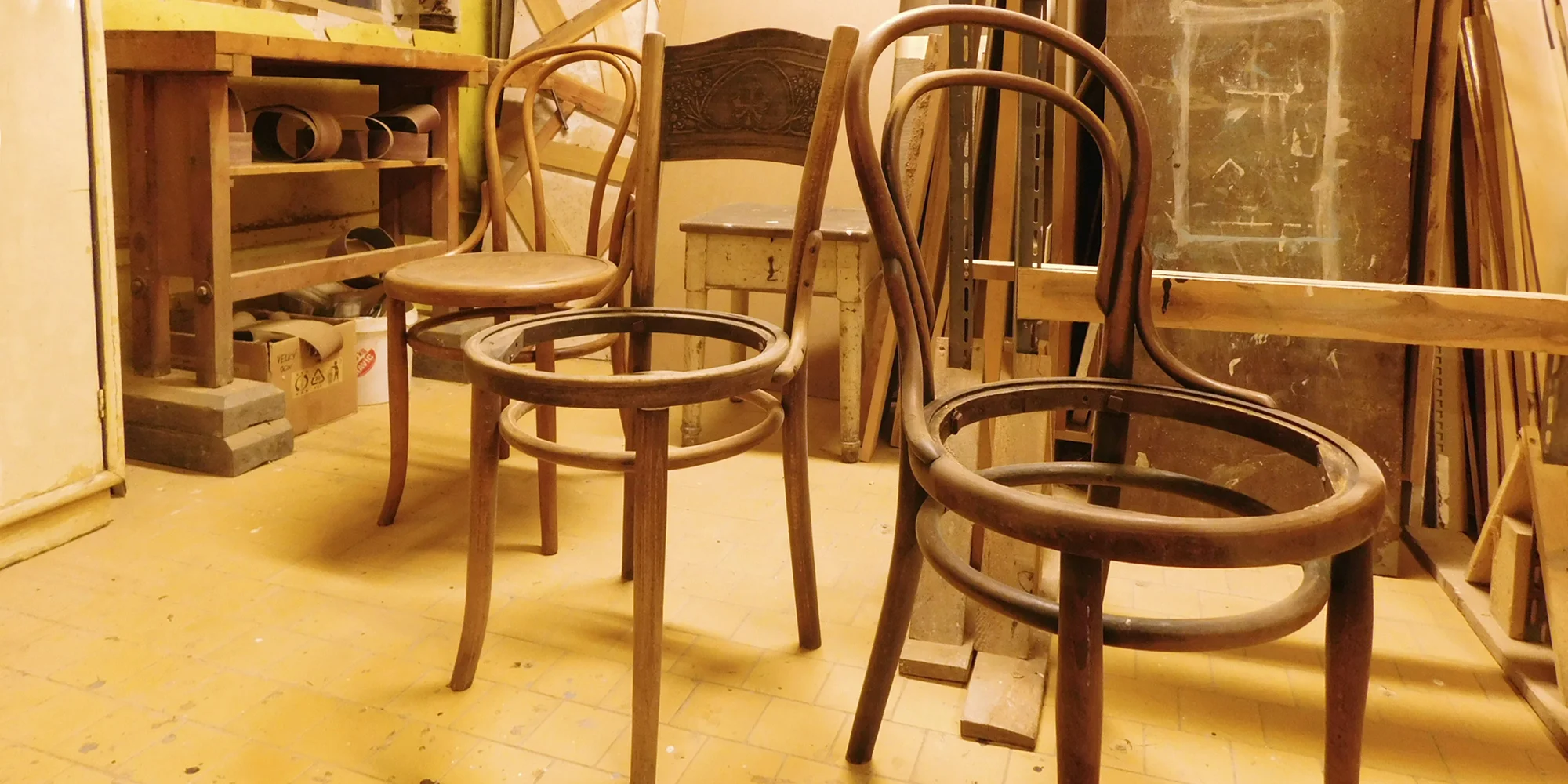 Celodenní kurz renovace nábytku pro 1 i 2 osoby - Obrázek 3