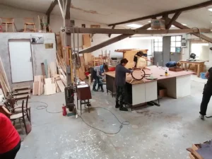 Celodenní kurz renovace nábytku pro 1 i 2 osoby