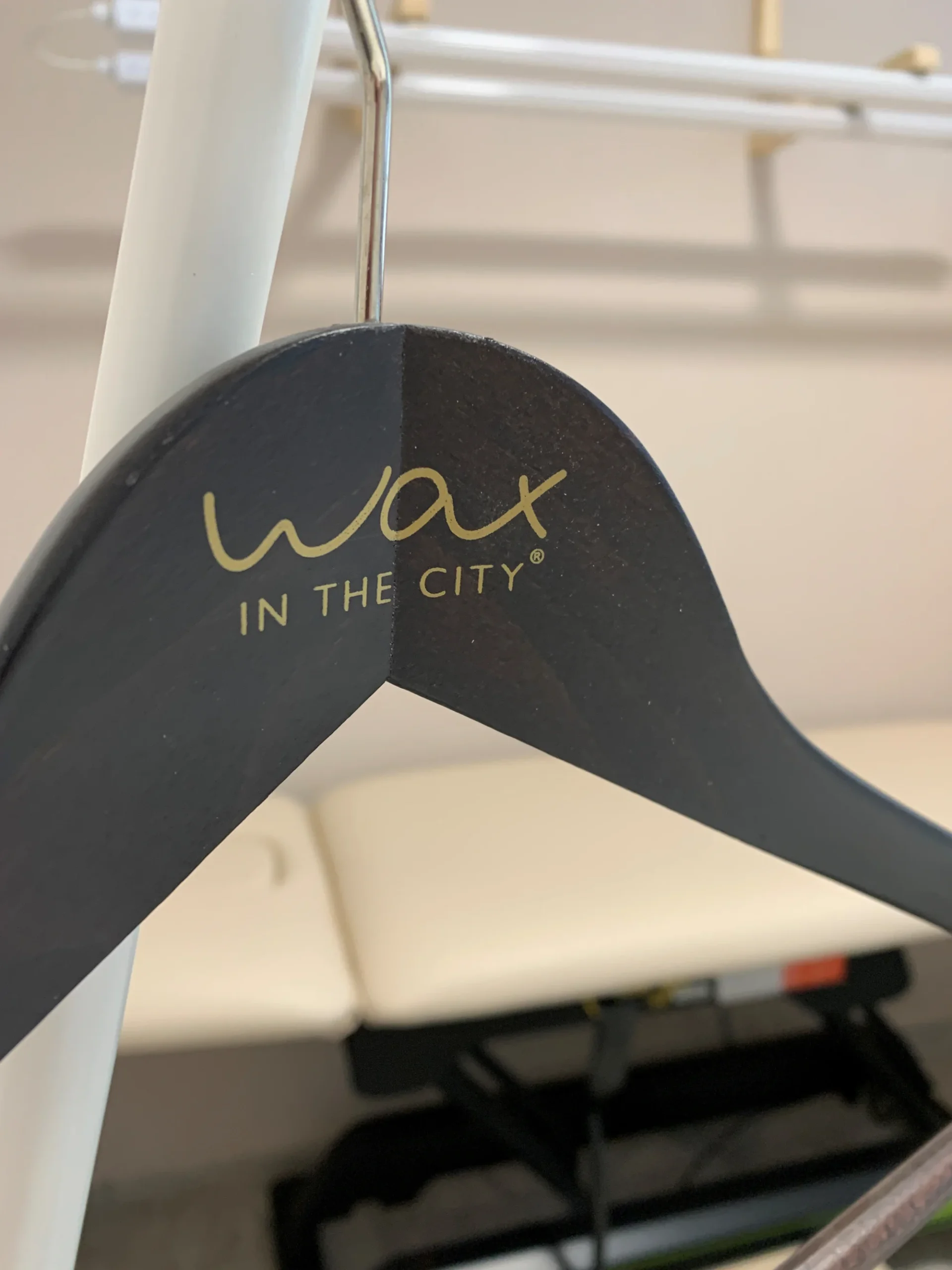 Šetrná depilace teplým voskem pro ženy i muže - Obrázek 9