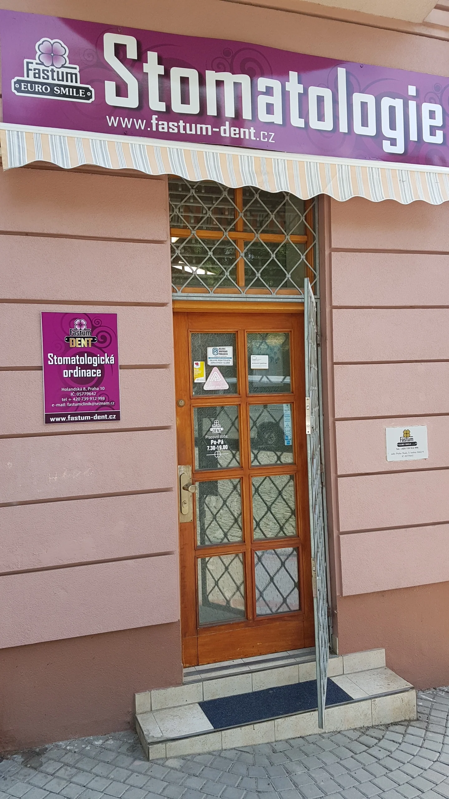 Zirkonová zubní korunka pro krásný úsměv - Obrázek 10