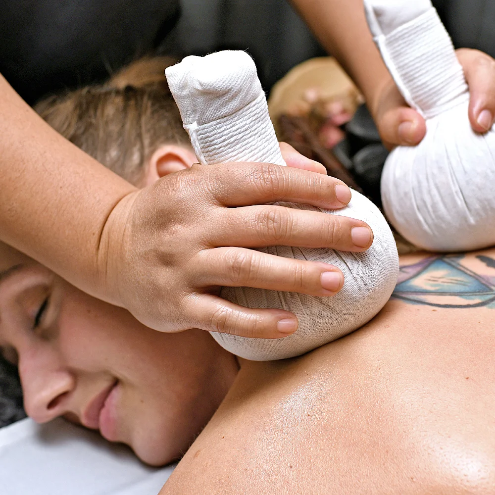 Celotělová filipínská nebo anticelulitidní masáž - Obrázek 2