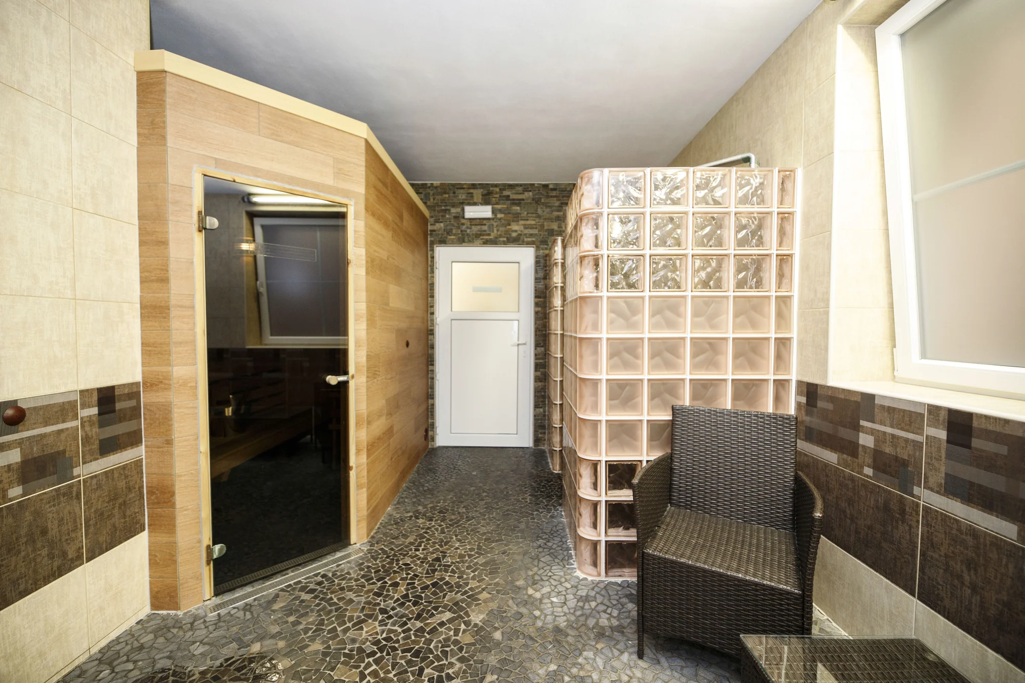 Jizerky s jídlem a privátním wellness pro pár i rodinu - Obrázek 7