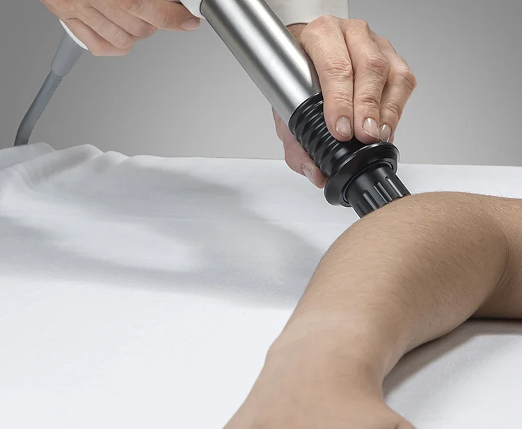 Ošetření rázovou vlnou nebo individuální fyzioterapie - Obrázek 10