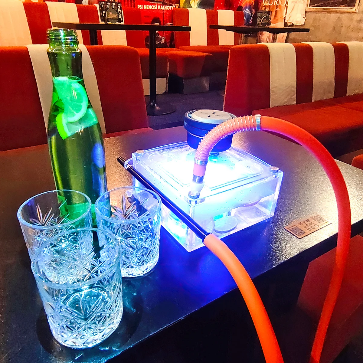 Večer s vodní dýmkou a drinky pro 2–4 osoby v Podolí - Obrázek 2