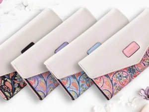 Elegantní peněženka s květinovým vzorem