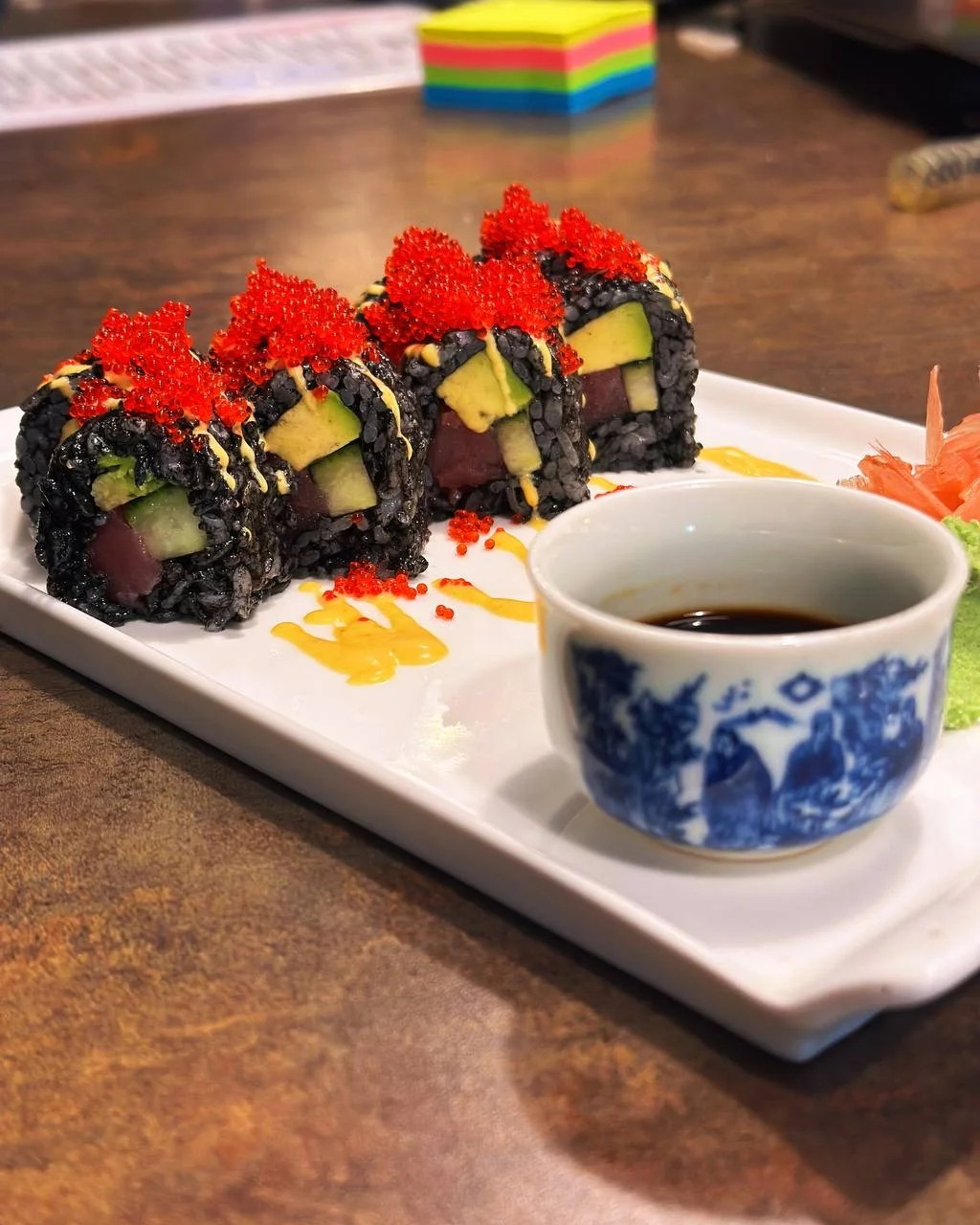 Pestré sety 8–54 kusů sushi s rybami i zeleninou - Obrázek 10