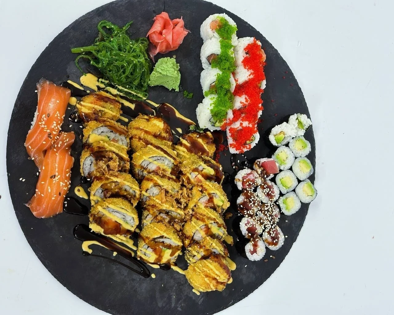 Pestré sety 8–54 kusů sushi s rybami i zeleninou - Obrázek 6