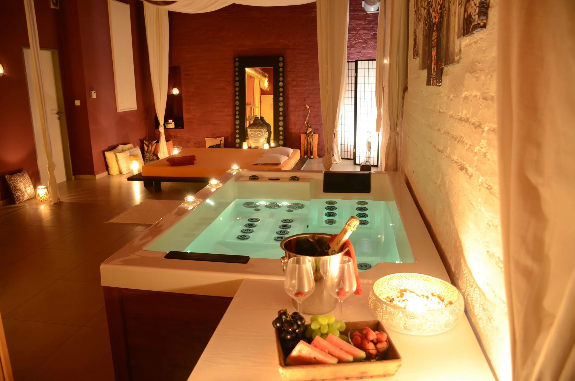 Privátní relax v hydromasážní vaně a infrasauně - Obrázek 8