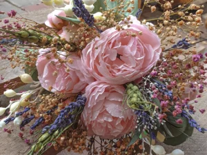 Workshopy na výrobu věnců a kytic pro 1 i 2 osoby