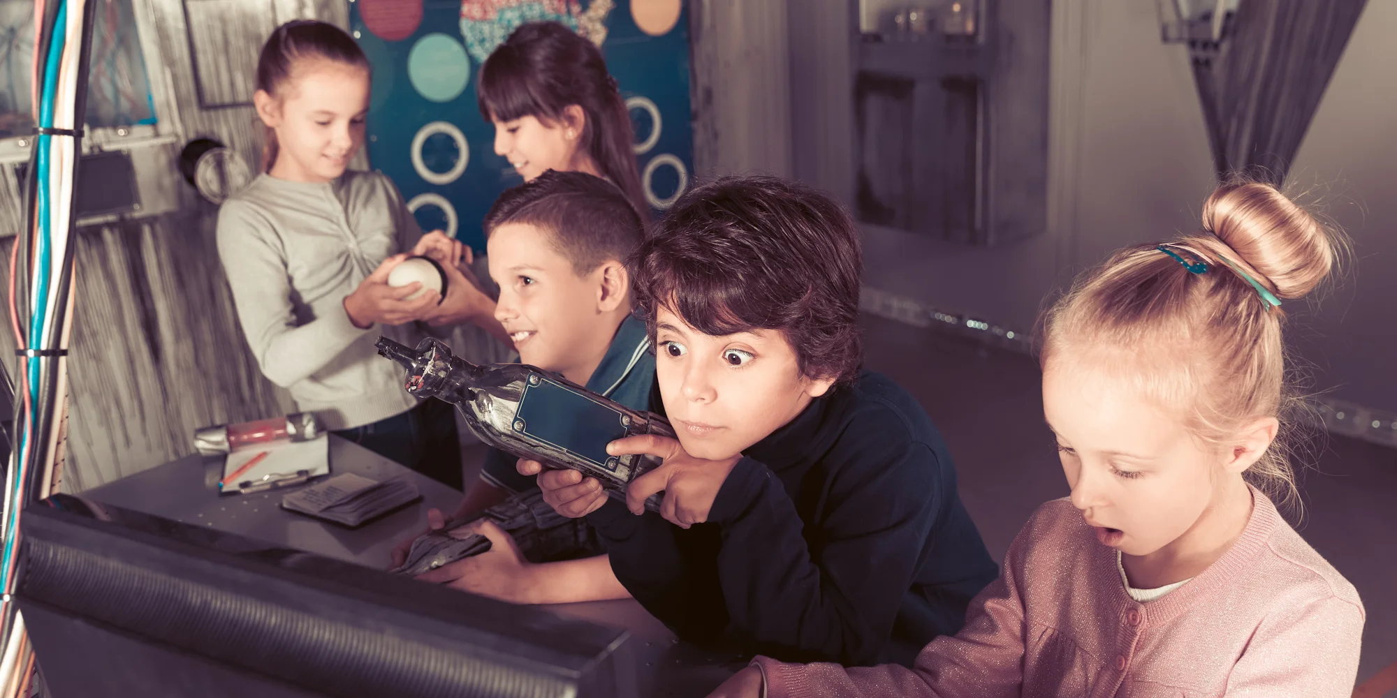 Na výběr ze 3 dětských únikových her pro 2–7 hráčů