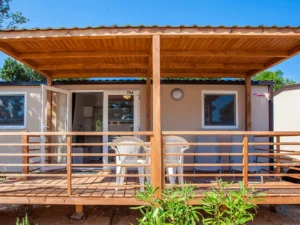 Chorvatsko: moderní kemp s mobilními domky