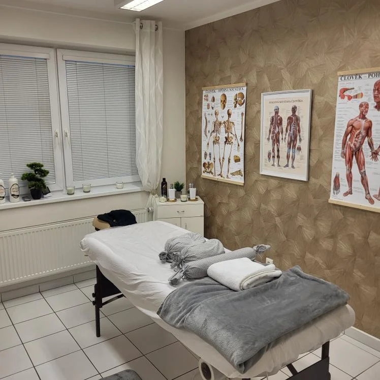 Relaxační masáž na 40–90 min.: nohy, záda i celé tělo - Obrázek 7