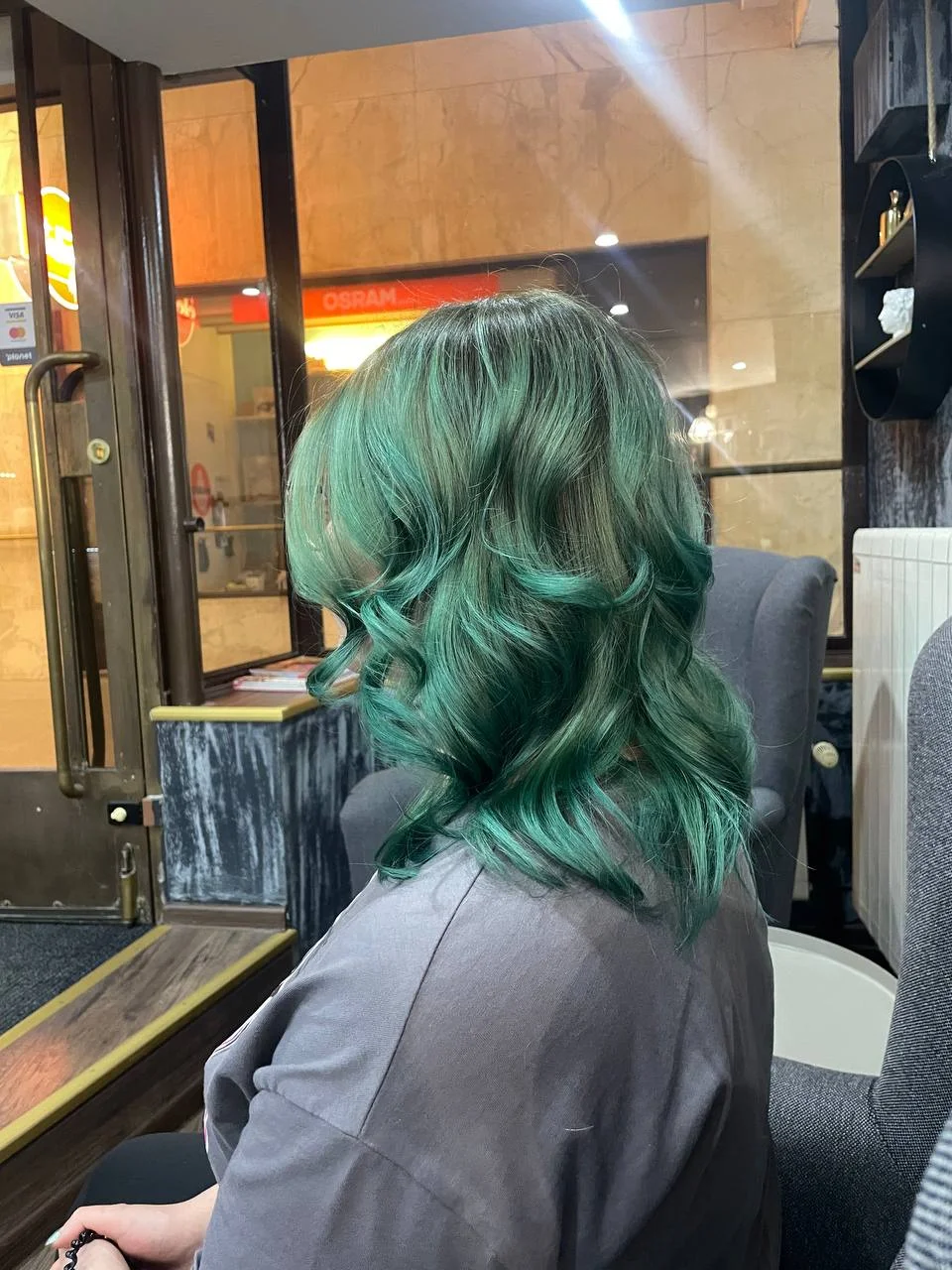 Dámský střih i barvení pro všechny délky vlasů - Obrázek 8