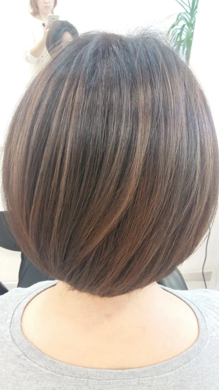 Dámský střih i barvení pro všechny délky vlasů - Obrázek 7