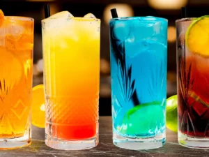 2 nebo 4 míchané drinky dle výběru v centru Ostravy