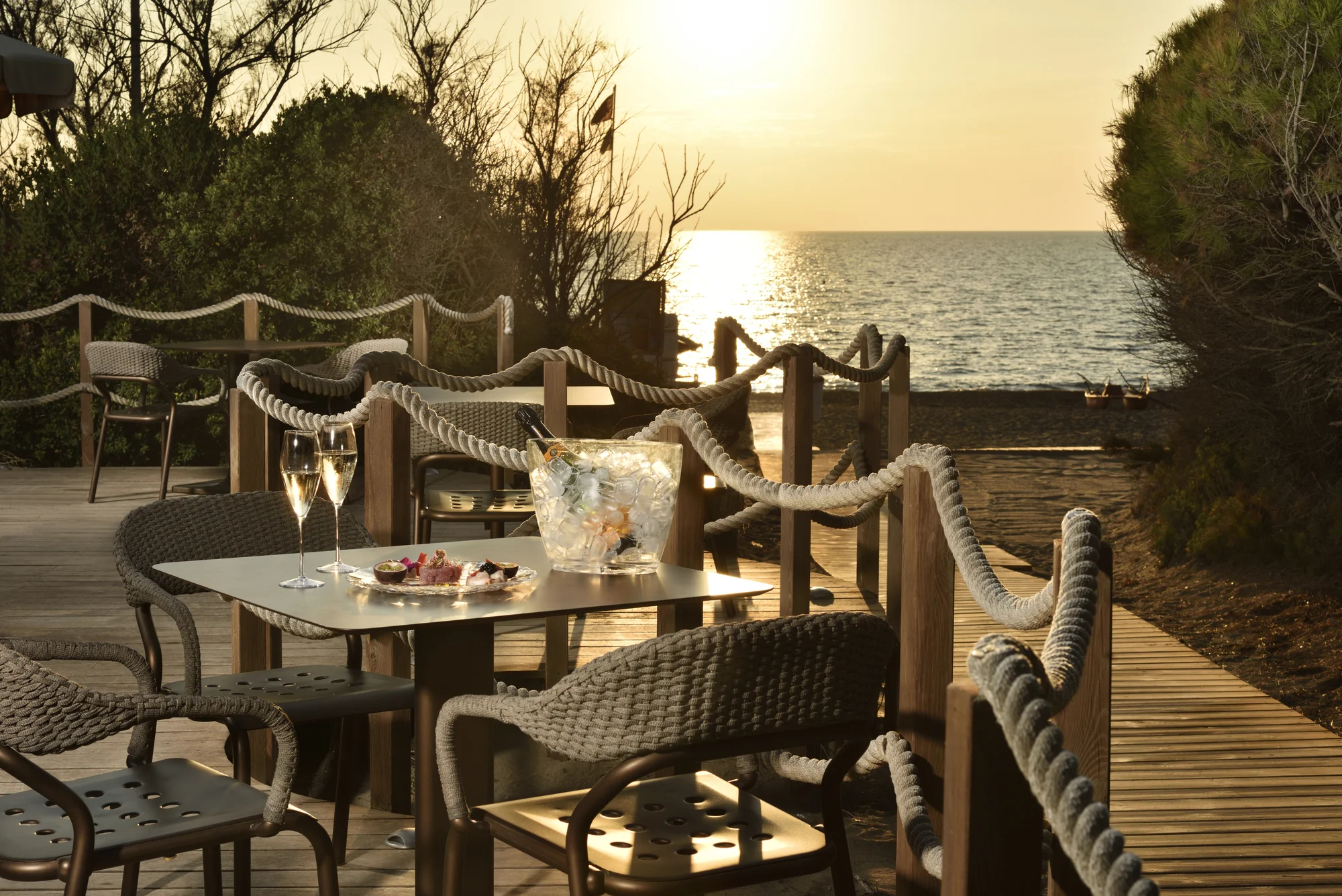 4* Toskánsko: strava, hotel 100 m od pláže, dětský klub - Obrázek 9