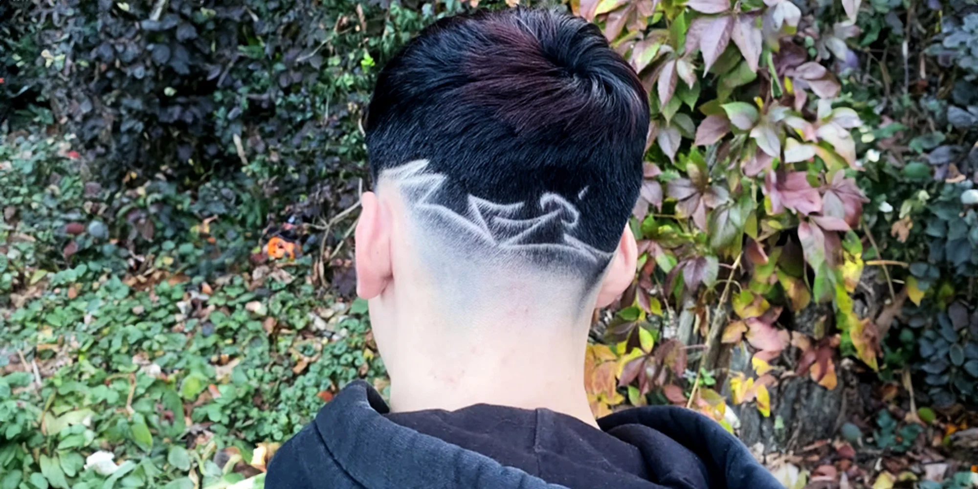 Střih pro chlapce i nový účes vč. vousů pro pány - Obrázek 6