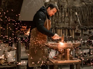 6hod. kovářský kurz se vším všudy pro 1 či 2 osoby