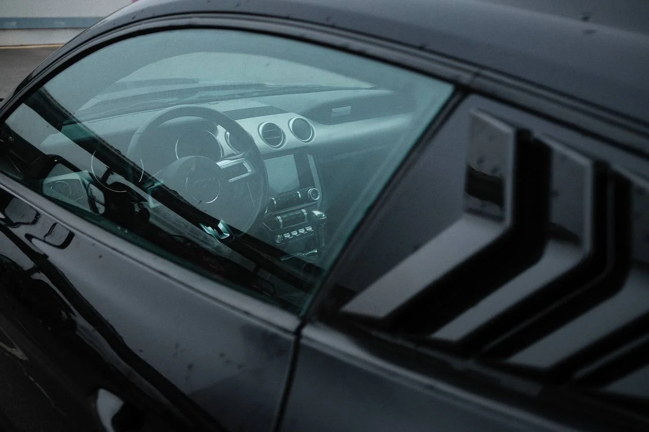 Mustang, Mercedes C63 či BMW M4 na 12–48 hod. - Obrázek 11