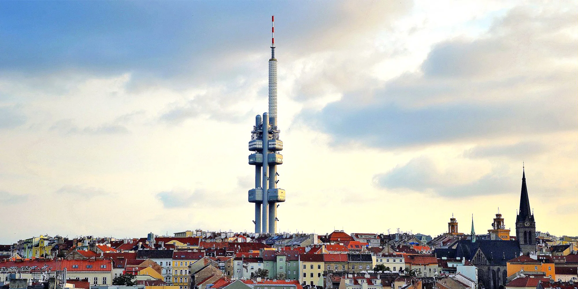 Vstup na Žižkovskou věž a hovězí burger v Miminoo - Obrázek 3