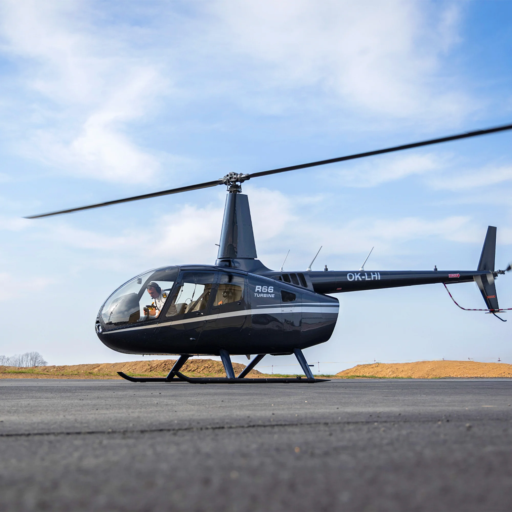 Seznamovací let ve vrtulníku R66 pro 1 nebo 3 osoby - Obrázek 2