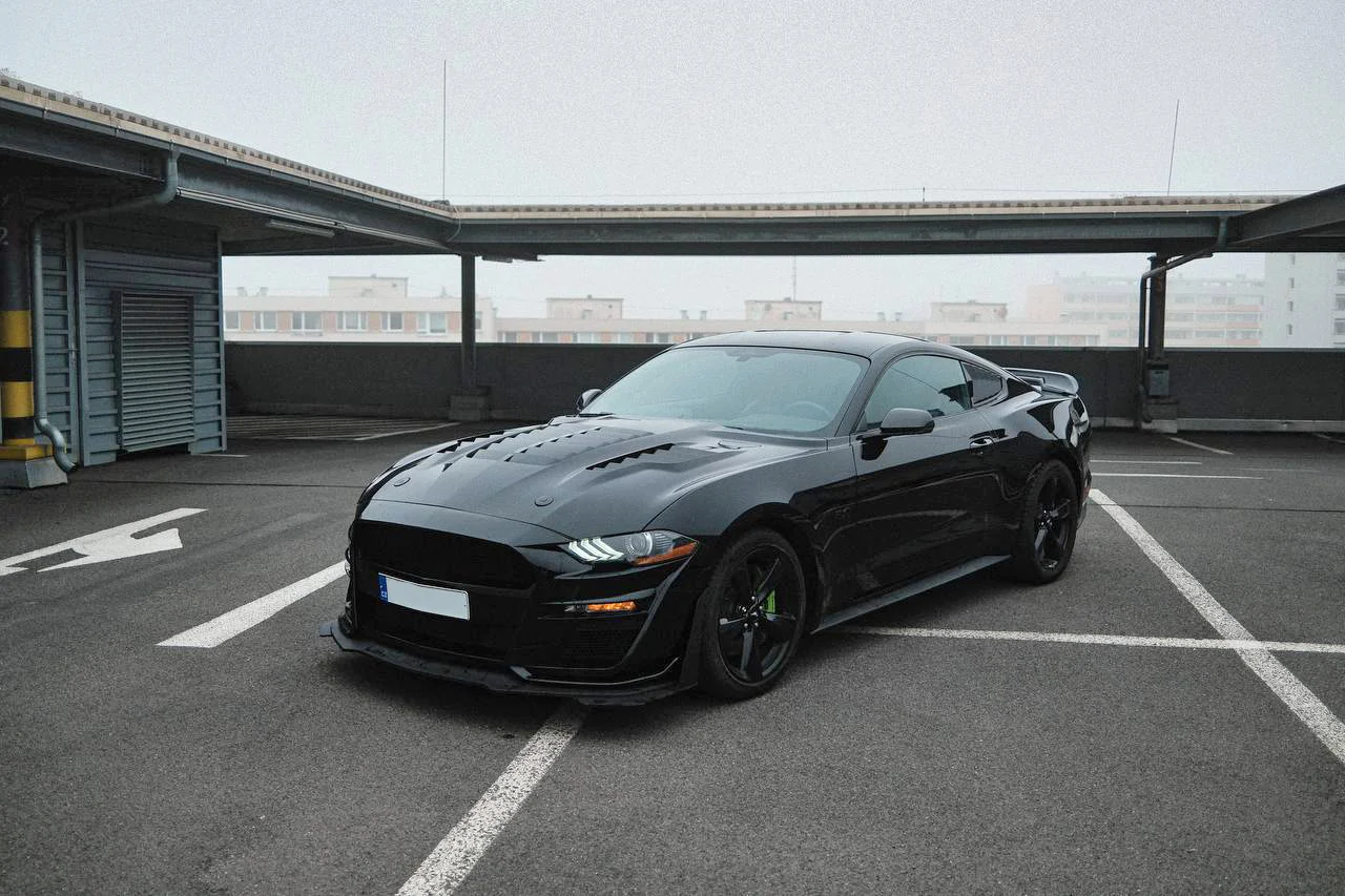 Mustang, Mercedes C63 či BMW M4 na 12–48 hod. - Obrázek 6