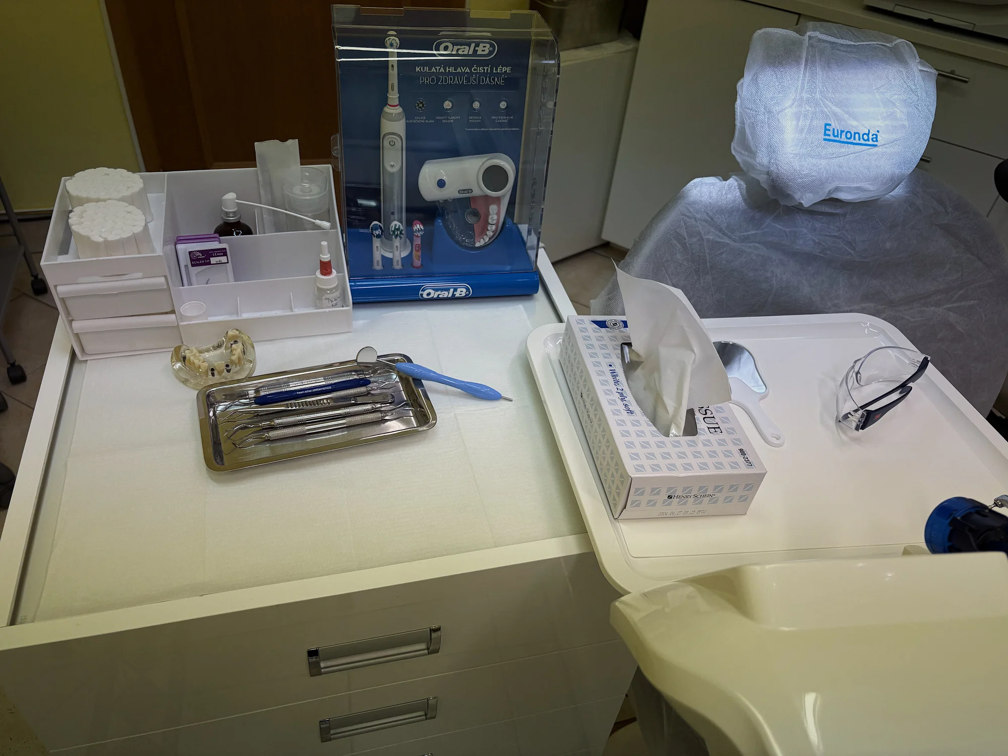 Dentální hygiena pro dospělé vč. lehkého bělení - Obrázek 4