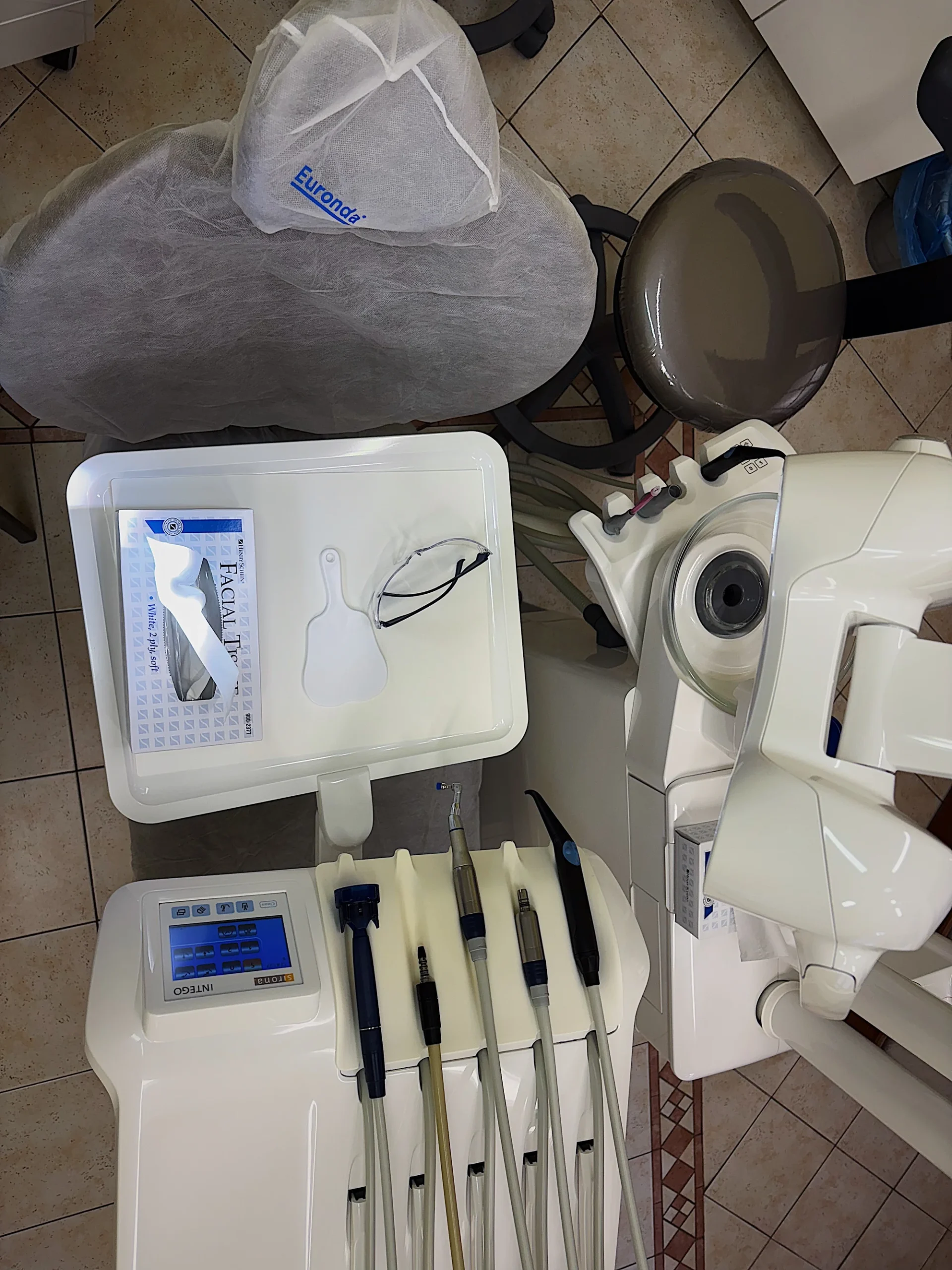 Dentální hygiena pro dospělé vč. lehkého bělení - Obrázek 5