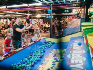 LEVELS Prague: 24 až 1400 kreditů na arkádové hry a atrakce