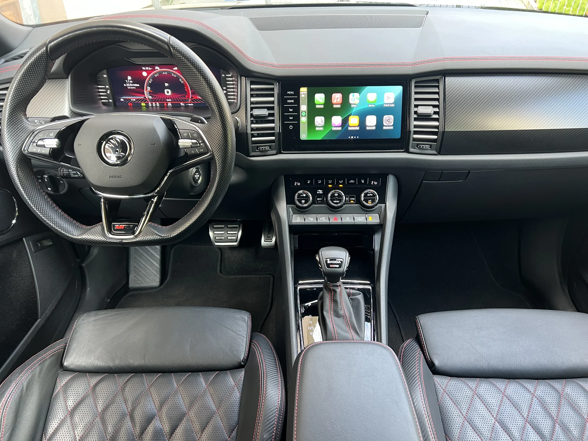 Škoda Octavia RS a Škoda Kodiaq RS na den i víkend - Obrázek 11