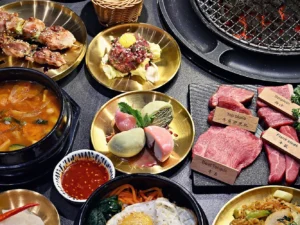 Korejské BBQ all you can eat až pro dva: hovězí wagyu aj.