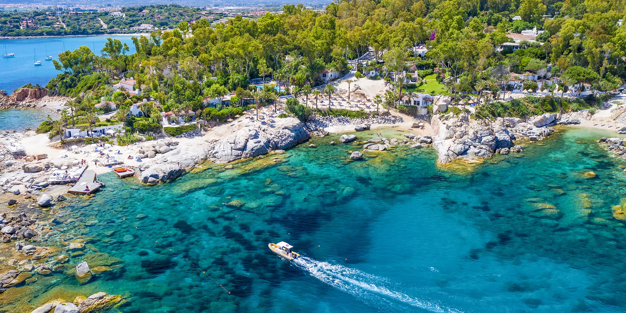 Sardinie: 4* rezort se stravou, bazény a spa