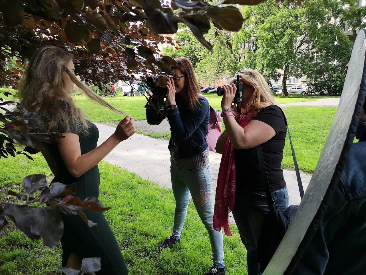 Kurz focení mobilem i zrcadlovkou, venku i v ateliéru - Obrázek 9