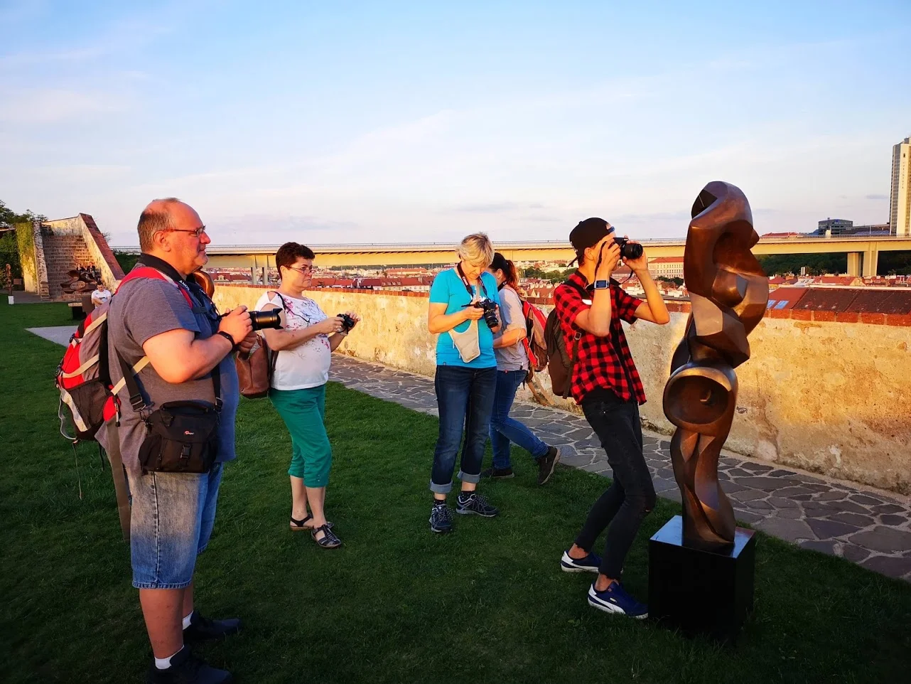 Kurz focení mobilem i zrcadlovkou, venku i v ateliéru - Obrázek 7