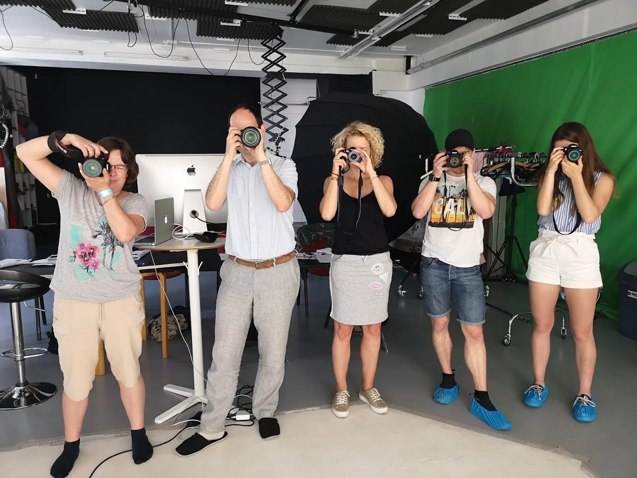 Kurz focení mobilem i zrcadlovkou, venku i v ateliéru - Obrázek 11