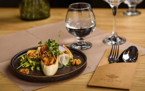 Polské Beskydy: Country Club Żywiec se snídaní/polopenzí + wellness (bazén, vířivka, sauny), posilovna, herna - Obrázek 3