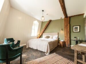 Německo v bývalém klášteře blízko horského parku a památek: Hotel Renthof Kassel se snídaní a slevovou kartou