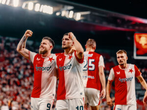 Fotbalový zážitek s výhledem na hvězdy: SK Slavia Praha