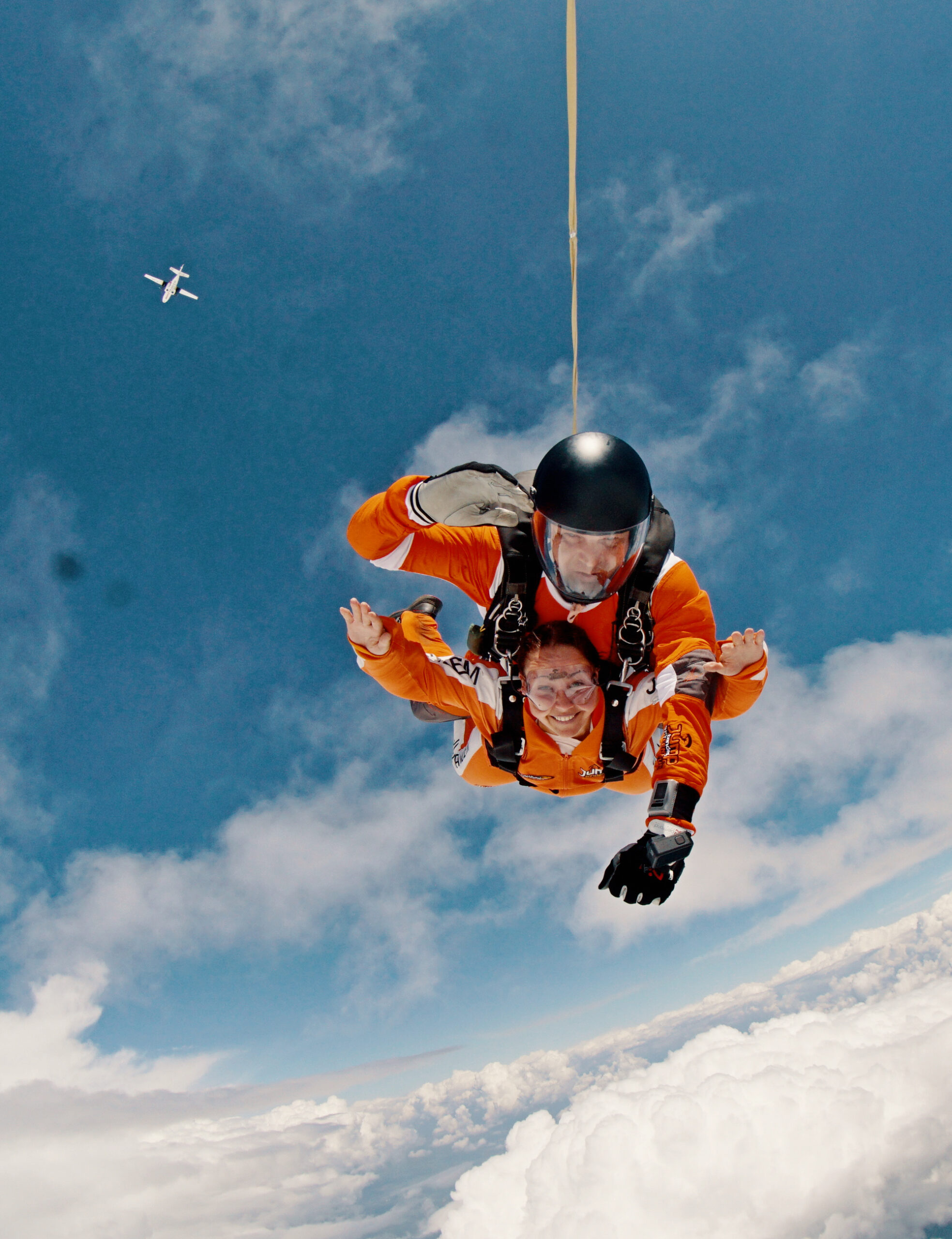 Tandemový seskok Vyškov ze 3000 m - Obrázek 2