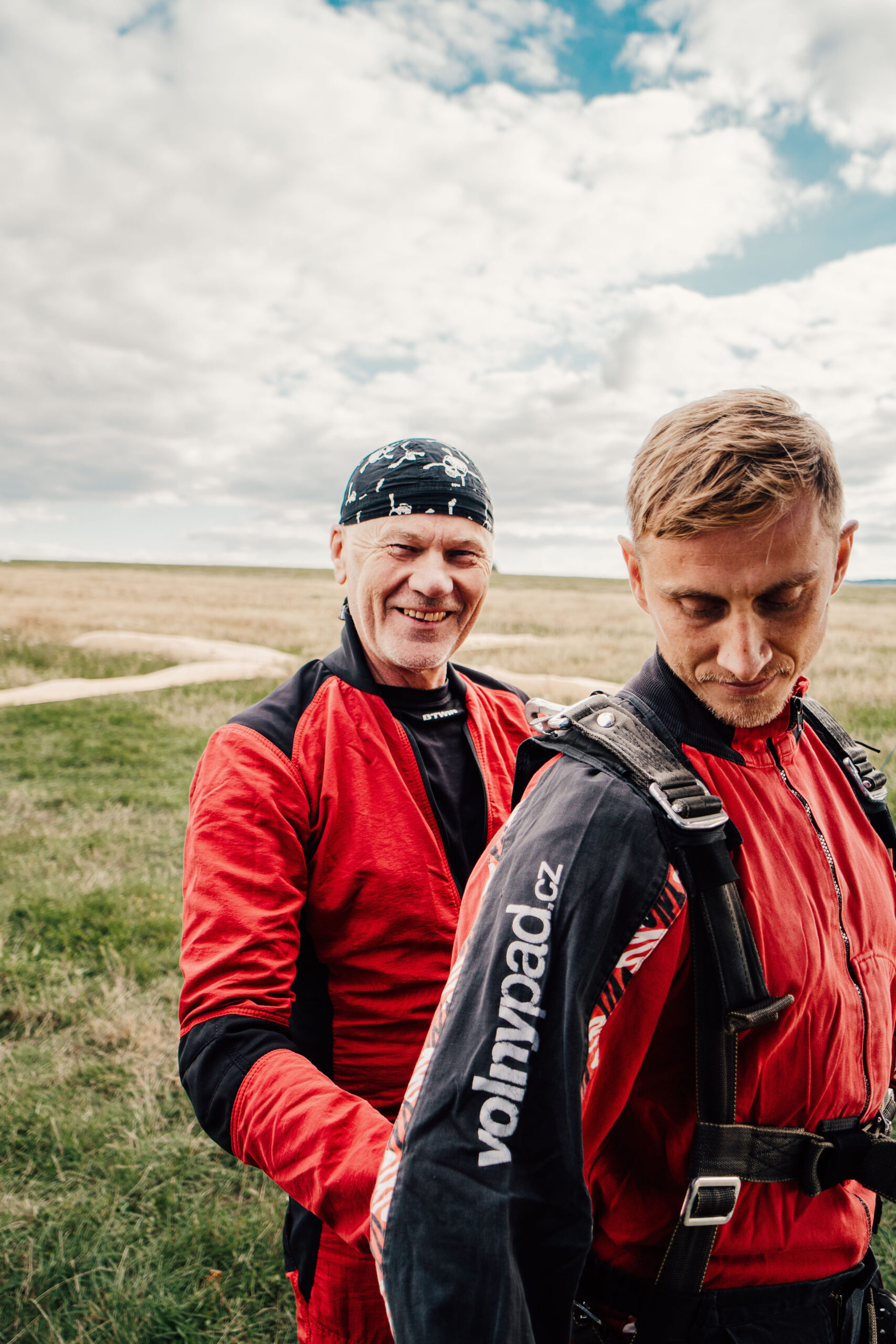 Tandemový seskok ze 3000 m ve Skutči - Obrázek 2