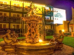 Piešťany: Relaxační pobyt v Grand Hotelu Residence **** s polopenzí, privátním wellness a lázněmi + sleva