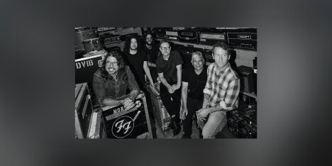 Foo Fighters živě v Mnichově v rámci TAKE COVER TOUR 2026: vstup na koncert + ubytování v prémiovém hotelu - Obrázek 4