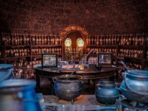 Výlet do světa kouzel: Warner Bros. Studio Tour London – The Making of Harry Potter™ + noc v prémiovém hotelu